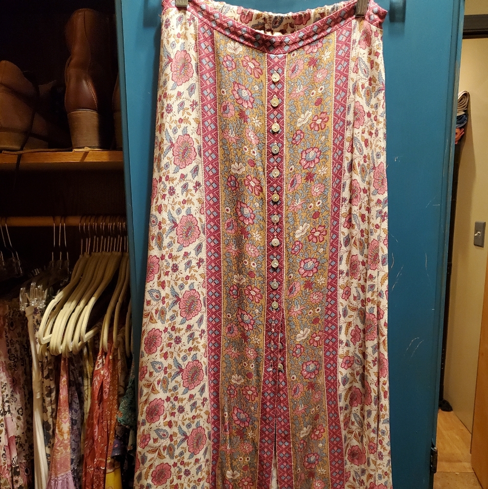 Arnhem pink skirt